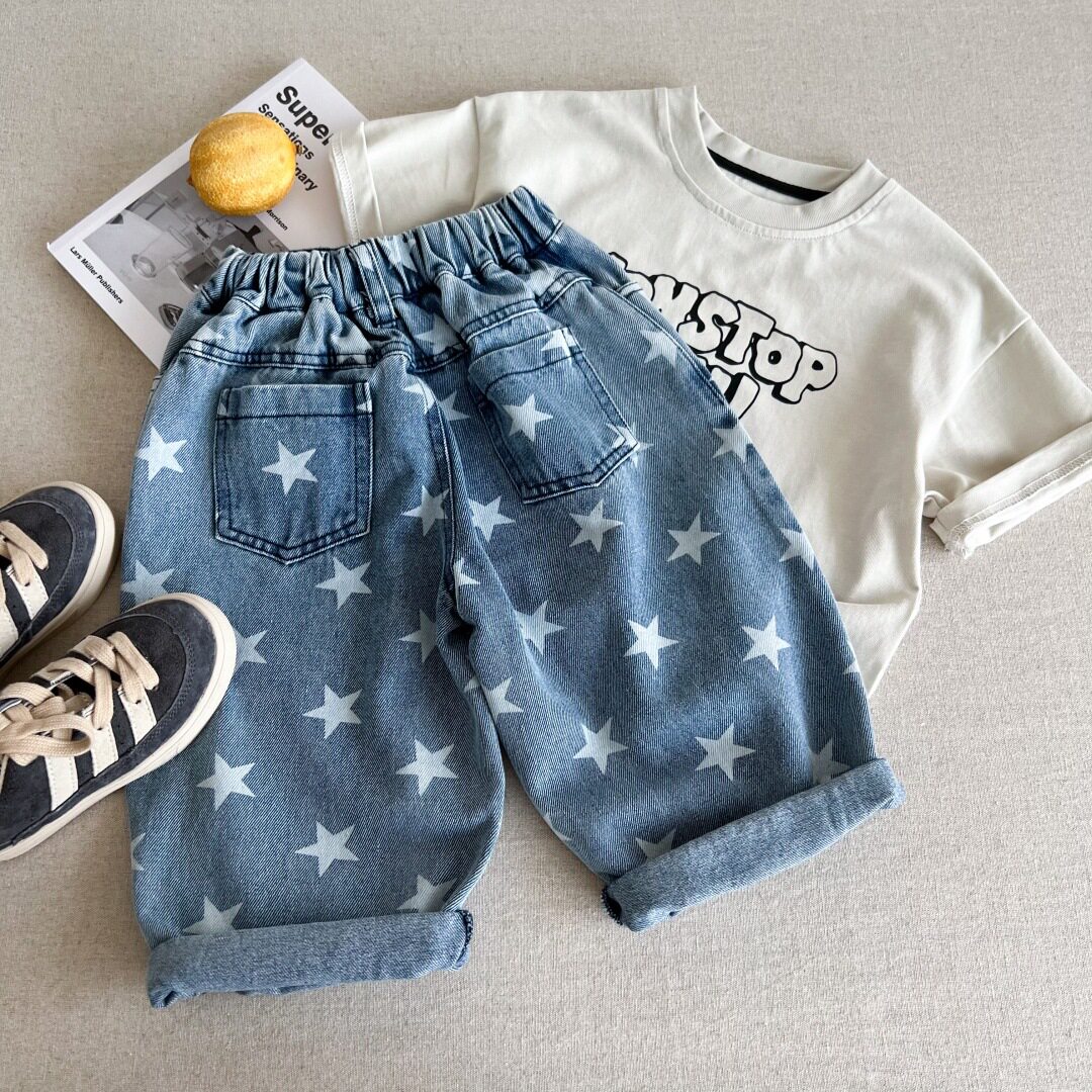 儿童春款牛仔裤男童满印休闲裤2026新款女宝宝洋气五角星印直筒裤