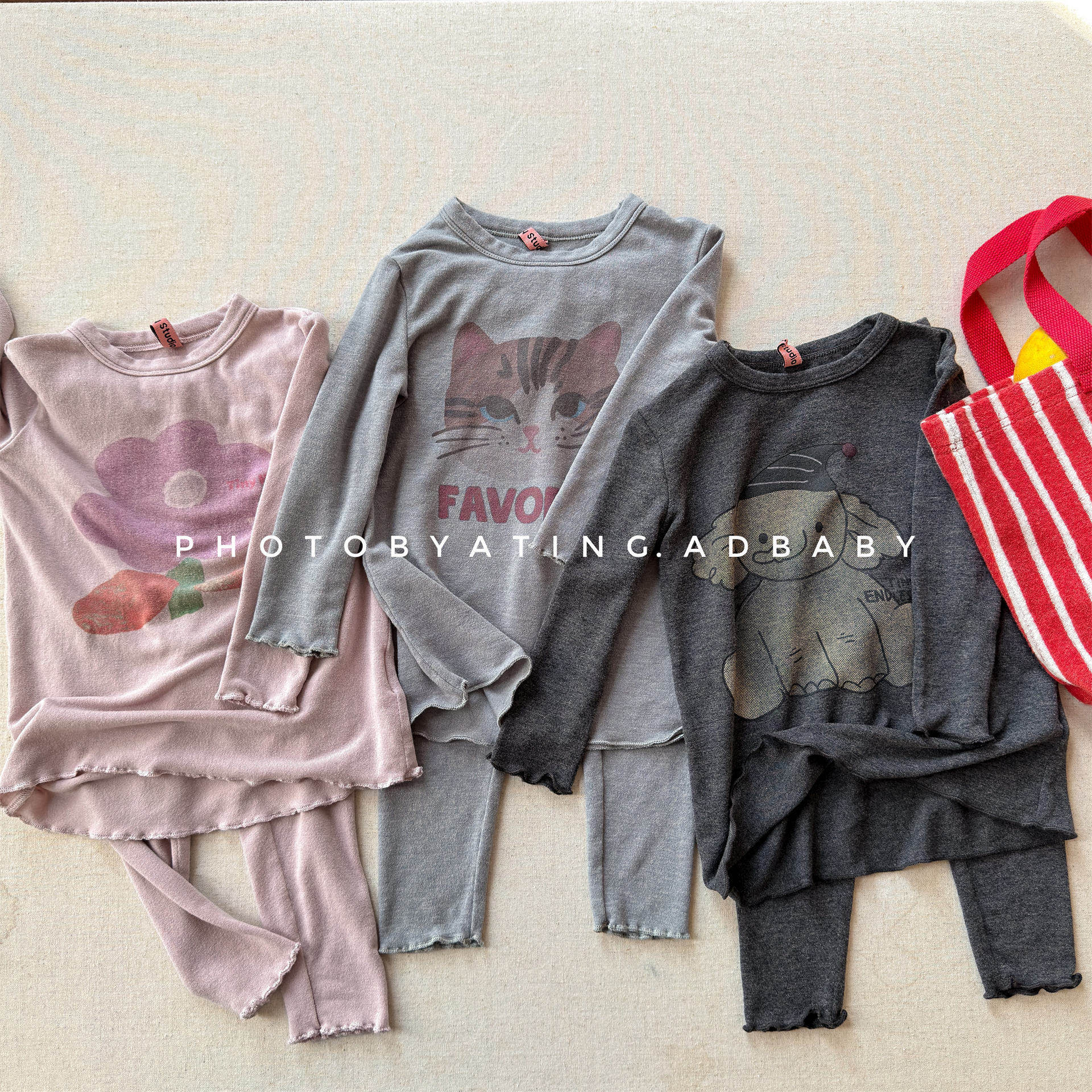 2026童装春装儿童韩版套装女童春款家居服男童T恤+长裤两件套春装