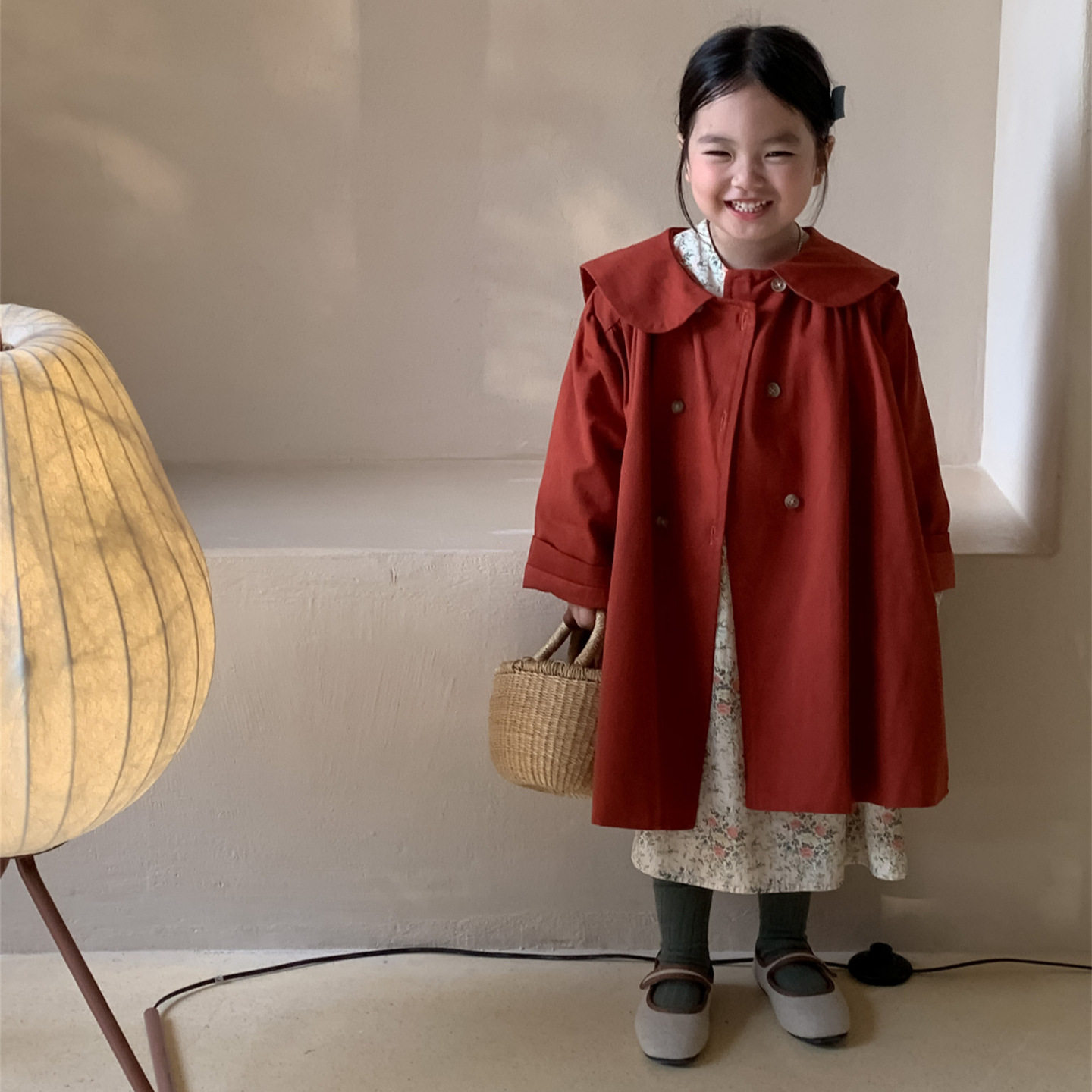 莱抱抱童风衣2026秋季新款韩版时尚洋气百搭潮范女童韩系六扣风衣