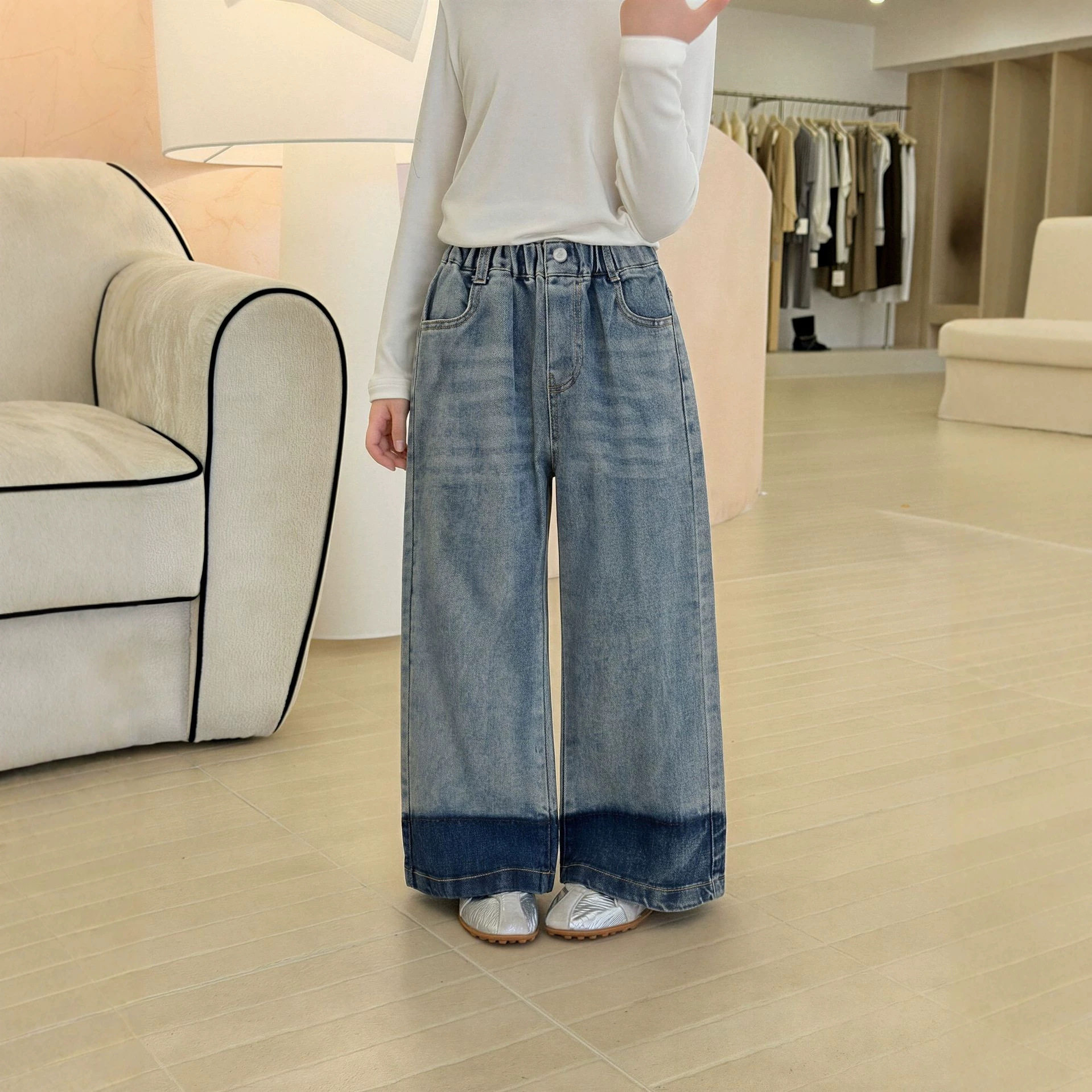 秋款上新舒适时尚潮流卷边牛仔裤韩系2026女童休闲显瘦复古直筒裤
