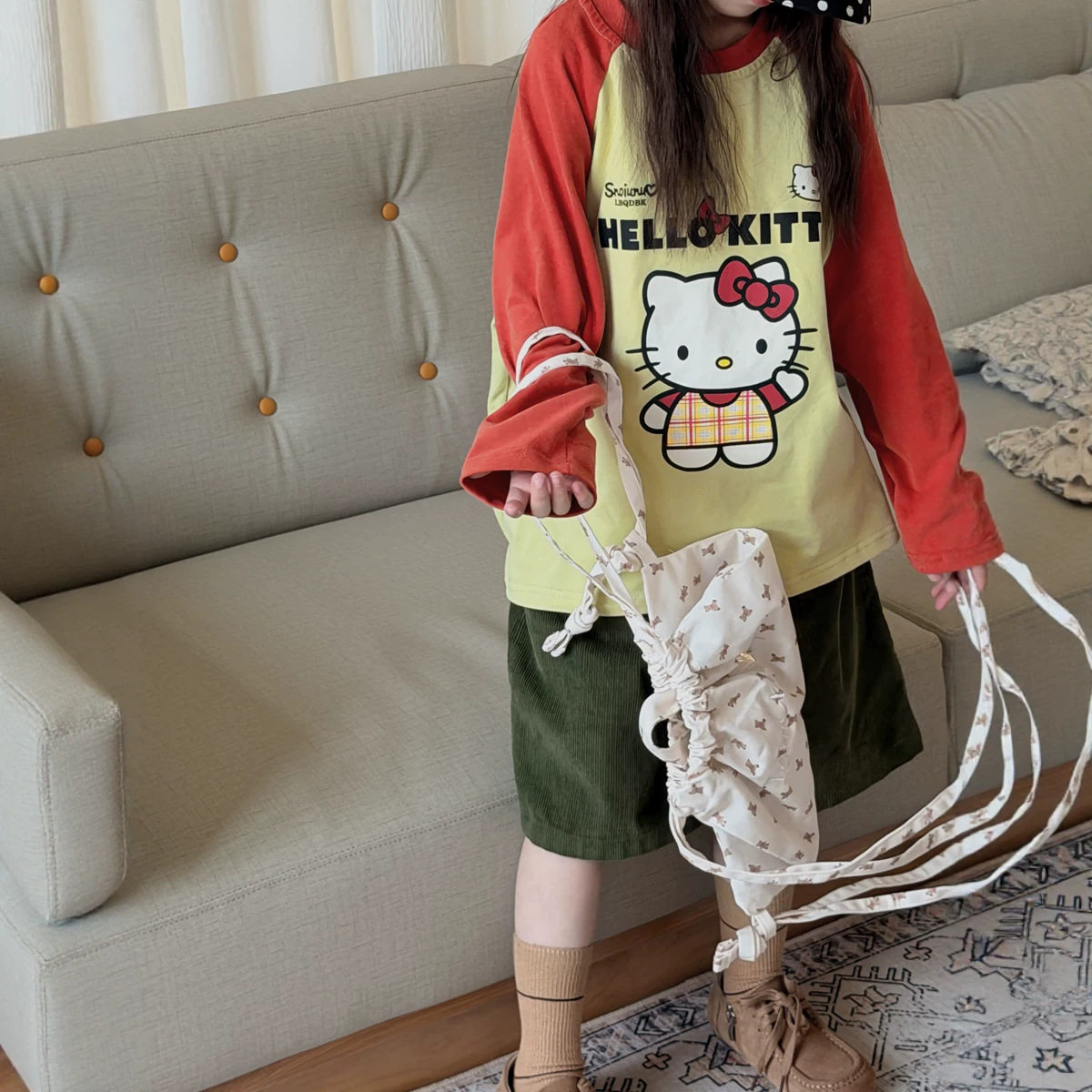 韩系秋装新儿童早秋穿搭洋气猫咪印花T恤 女童撞色插肩袖宽松上衣