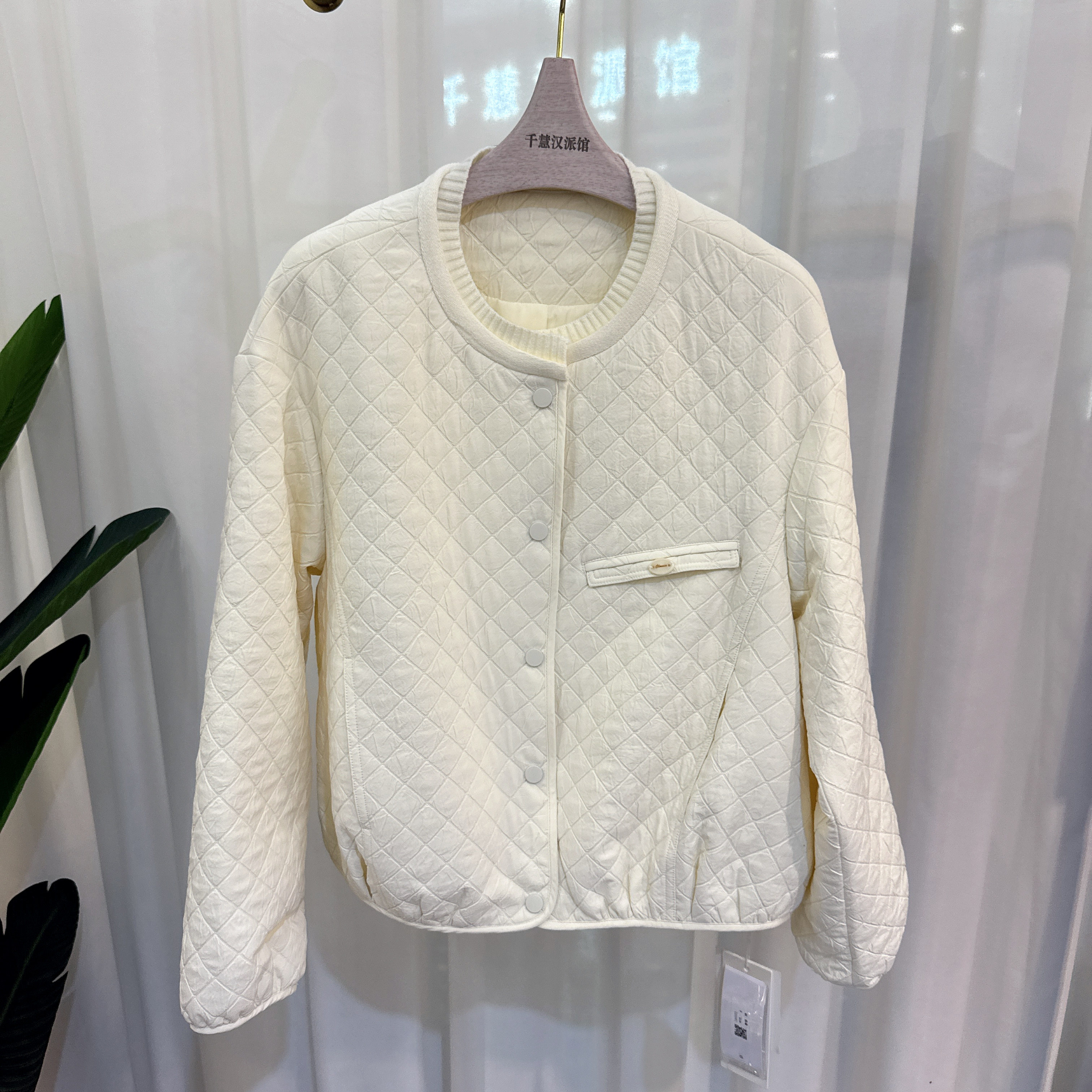 26C072时尚外套女短款夹克休闲气质上衣显瘦百搭2026春季专柜同款