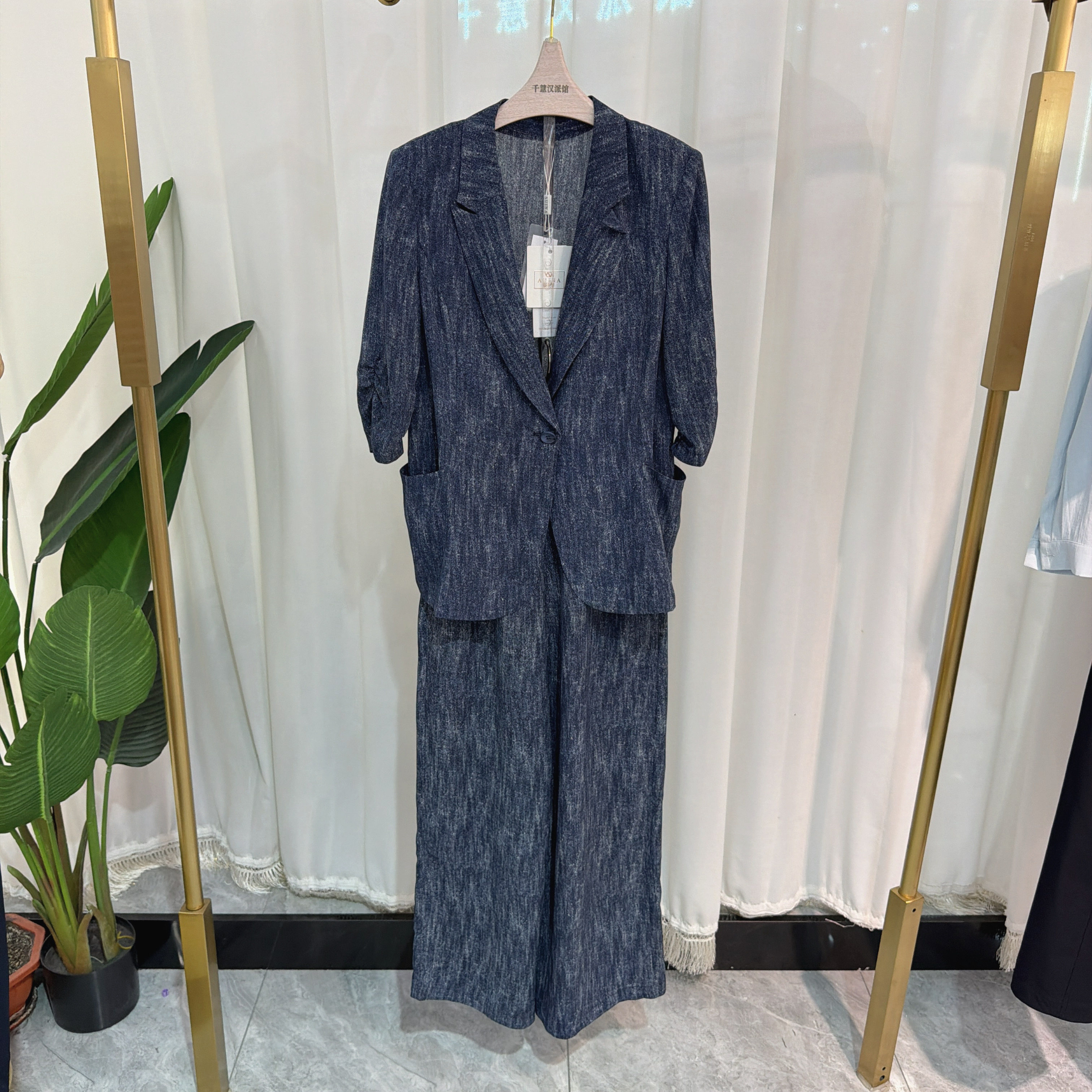 MDG622688时尚套裤女西服上衣裤子两件套休闲2026夏季专柜同款