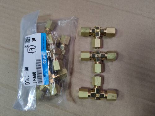 正品SMC卡套式接头 DT06-00  DT08-00 DT08-02 现货 可订货 1周