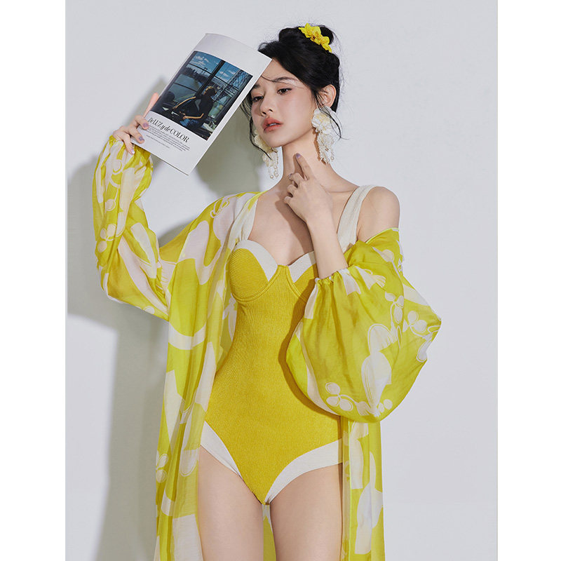 【柠檬汽水】泳衣女2025新款爆款温泉性感纯欲度假高级遮肉游泳衣