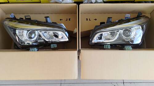 适用于英菲尼迪QX80QX56前大灯原厂前照灯
