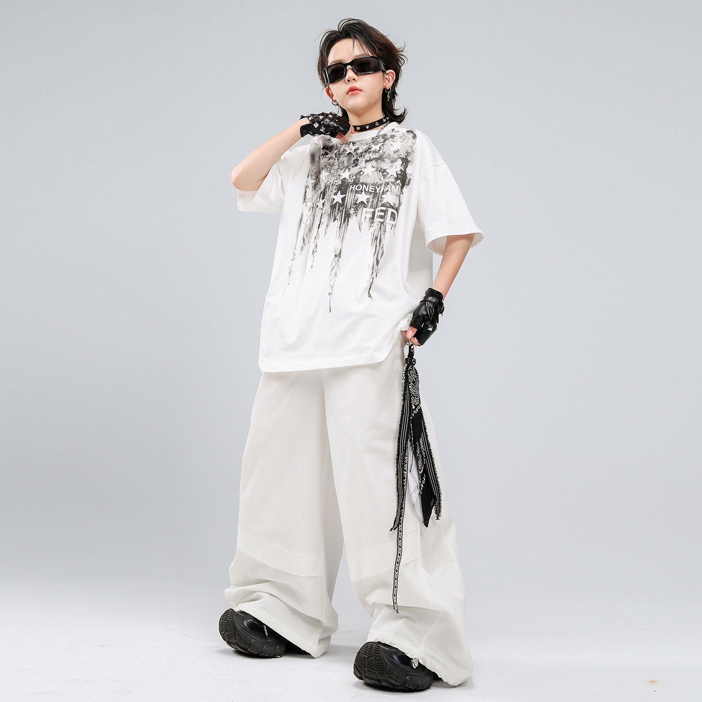 街舞儿童潮服hiphop男童白色嘻哈炸街popping裤子套装舞蹈练功服