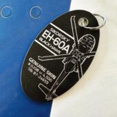 美国PLANETAGS限量钥匙扣EH60A黑鹰直升机蒙皮行李牌挂件文创