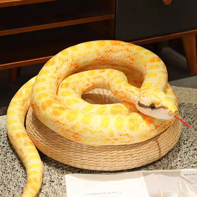 Realistic Halloween Snake Prank Toy