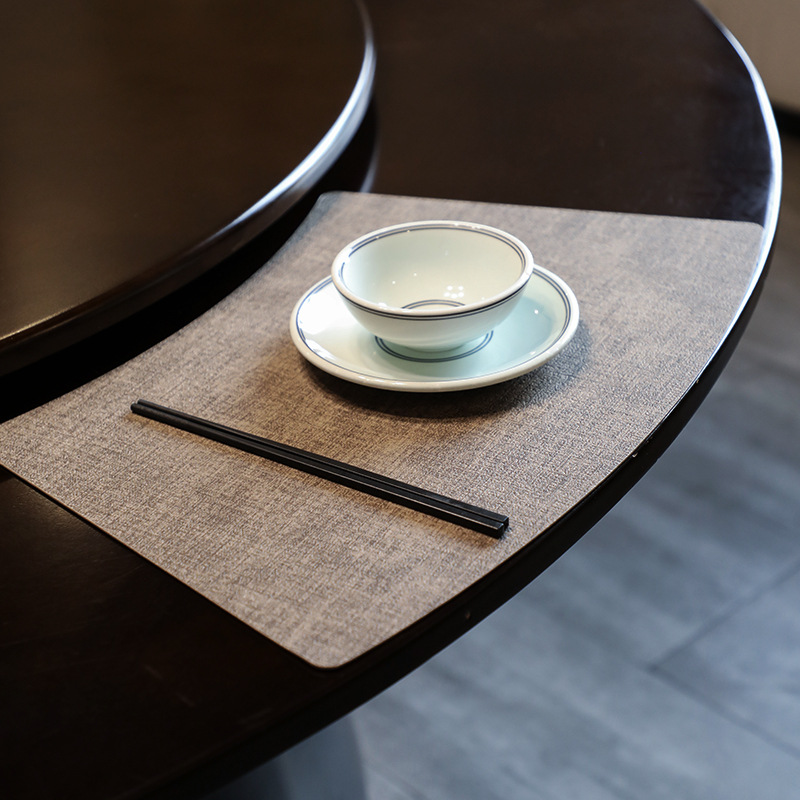 新中式扇形圆桌布纹皮革餐垫