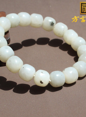 新疆油润高脂含特殊黑铁矿石白玉