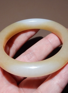 方言且末料糖白玉油润手镯55mm