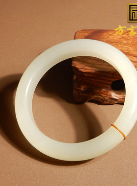 青海料羊脂白玉内径55mm正装手镯