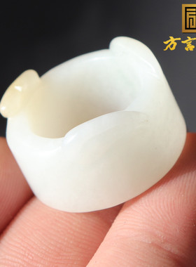 放漏方言和田玉佩戴精品新疆且末料糖白玉一口糖17mm小猫戒圈A8