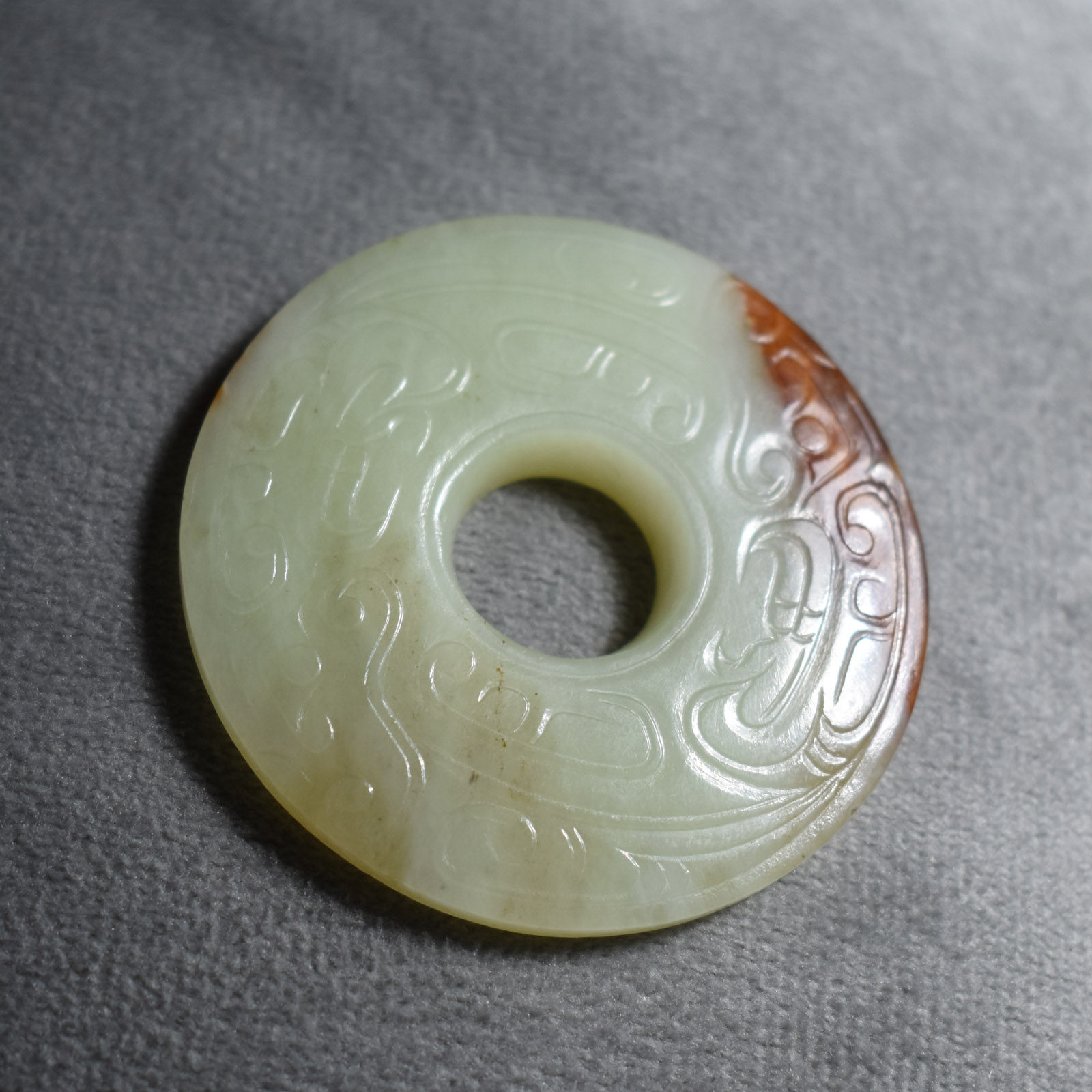 方言和田玉罕见的绛红沁金包银黄玉籽料一面坡工艺仿古牌子挂件R1