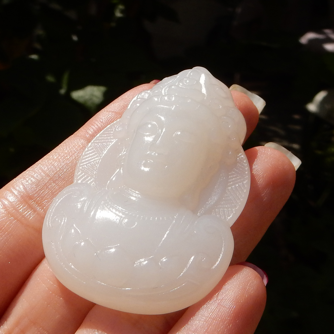 俄罗斯老坑料羊脂白玉绿度母吊坠