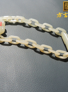 特色翠色老熟巧雕白玉环貔貅手链