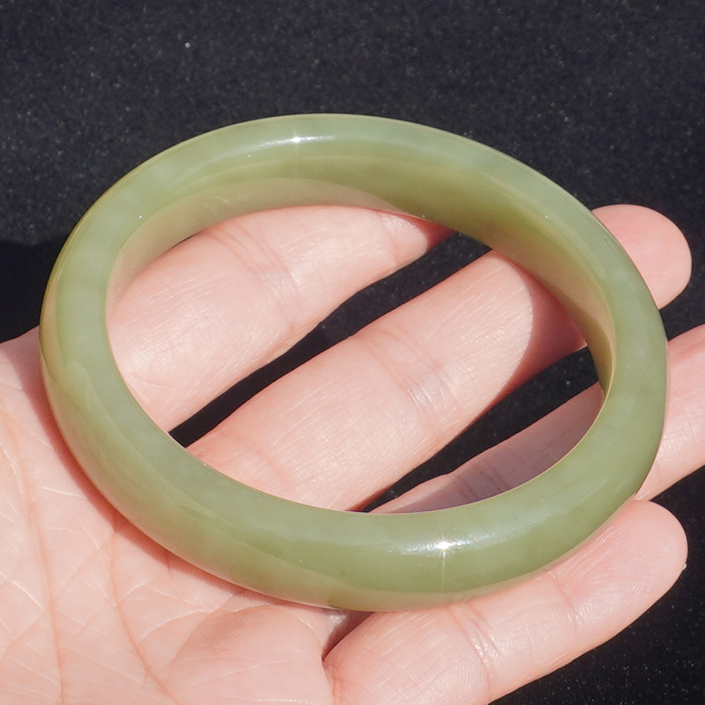 和田玉且末老料细润腻青黄口手镯