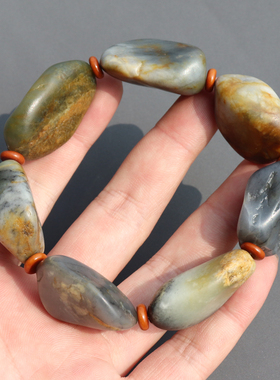 放漏方言精品和田玉新疆玉龙河老熟黄沁皮青花籽料意境原石手串A8