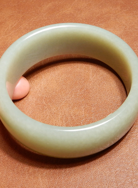 方言和田玉新疆且末蓝色基调手镯