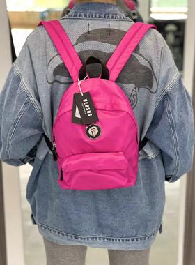 LS现货VERSACE VERSUS范思哲女款粉色尼龙小号金属狮头双肩包