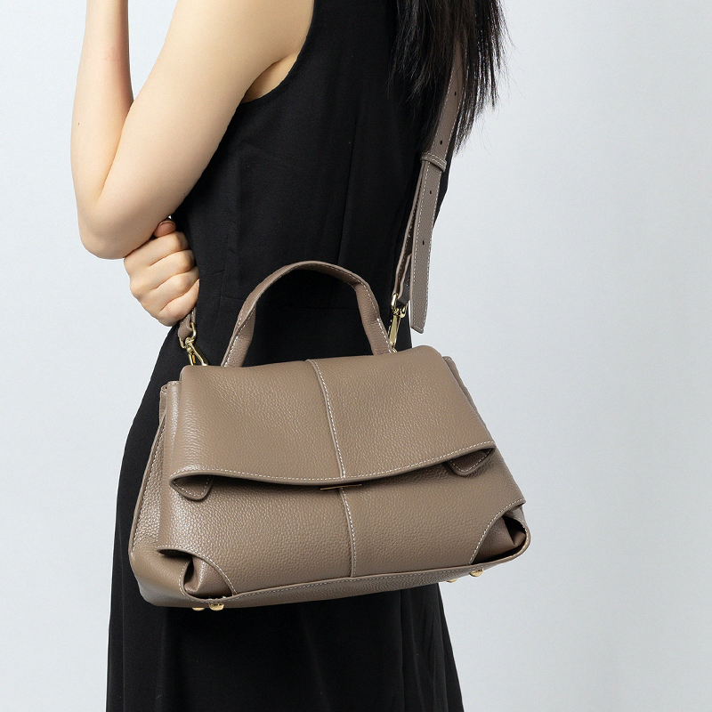 单肩手提包轻奢大容量通勤包