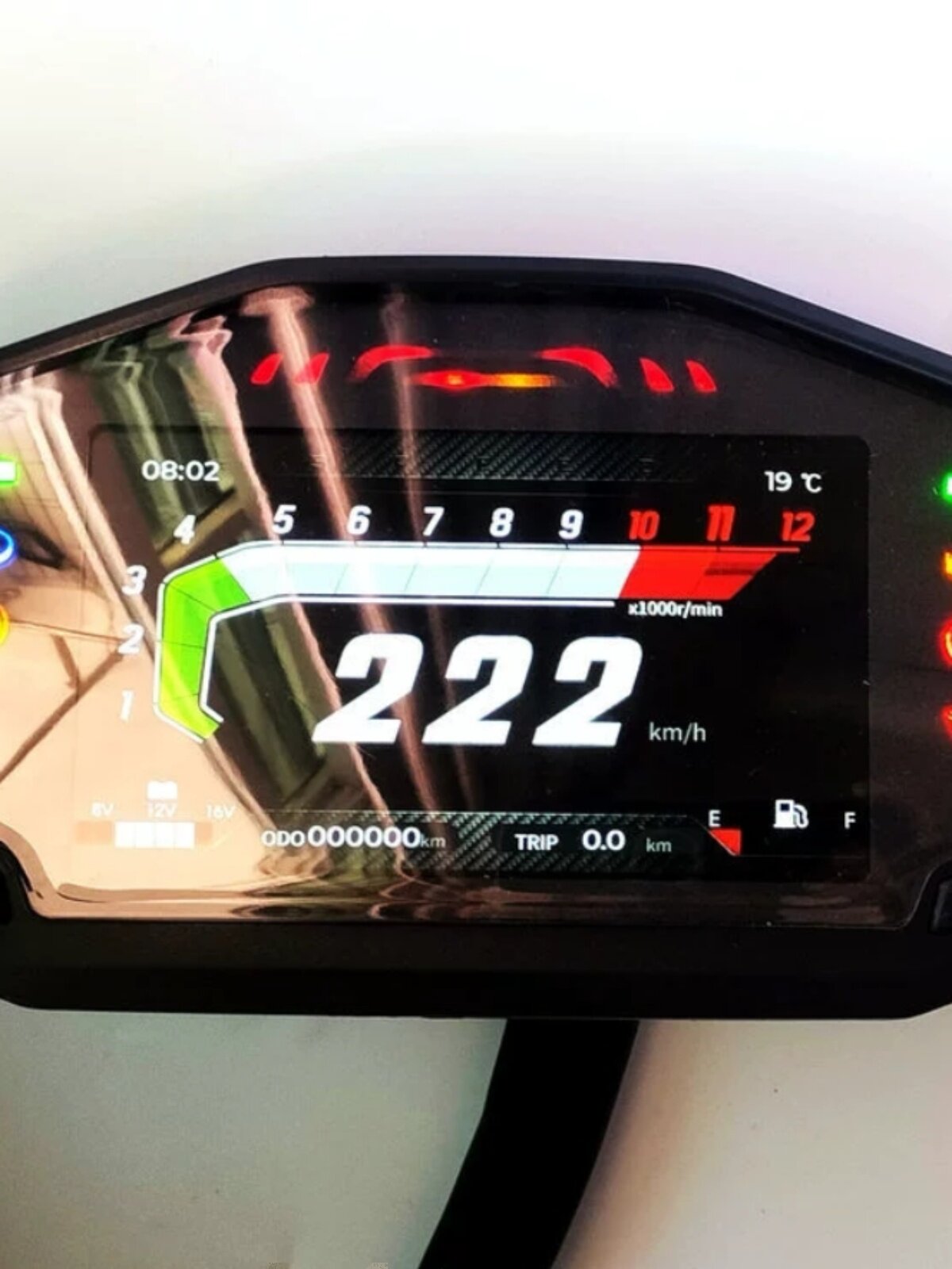 새로운 3가지 인터페이스는 풀 컬러 TFT BLUETOOTH 중국어 및 영어 조정 가능한 범용 수정 LCD 계측기 코드 미터를 전환할 수 있습니다
