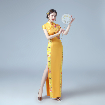 中式演出双开衩刺绣话旗袍