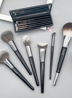 王霏霏推荐韩国fillimilli化妆刷工具刷眼影刷511粉底刷 820套装