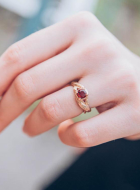 14K黄金复古天然石榴石宝石戒指