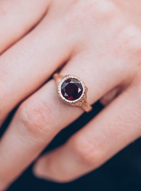 14K纯黄金树皮天然石榴石戒指