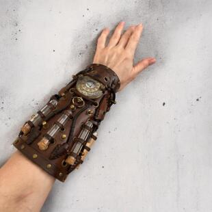 护腕皮质铆钉个性 手作维多利亚哥特式 腕表手表 Watch㊣ 立陶宛代购