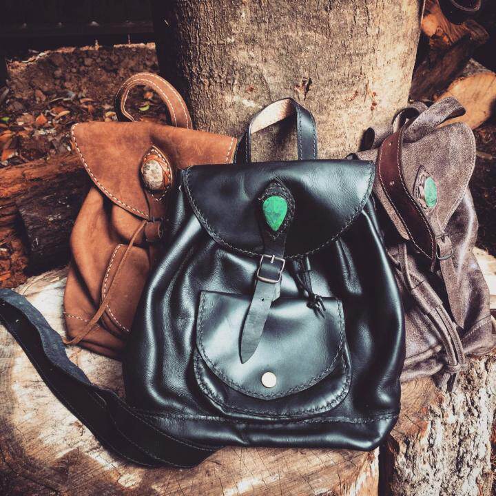 美国代购Backpack㊣ 手作简约精致宝石镶嵌抽绳皮革女士双肩背包