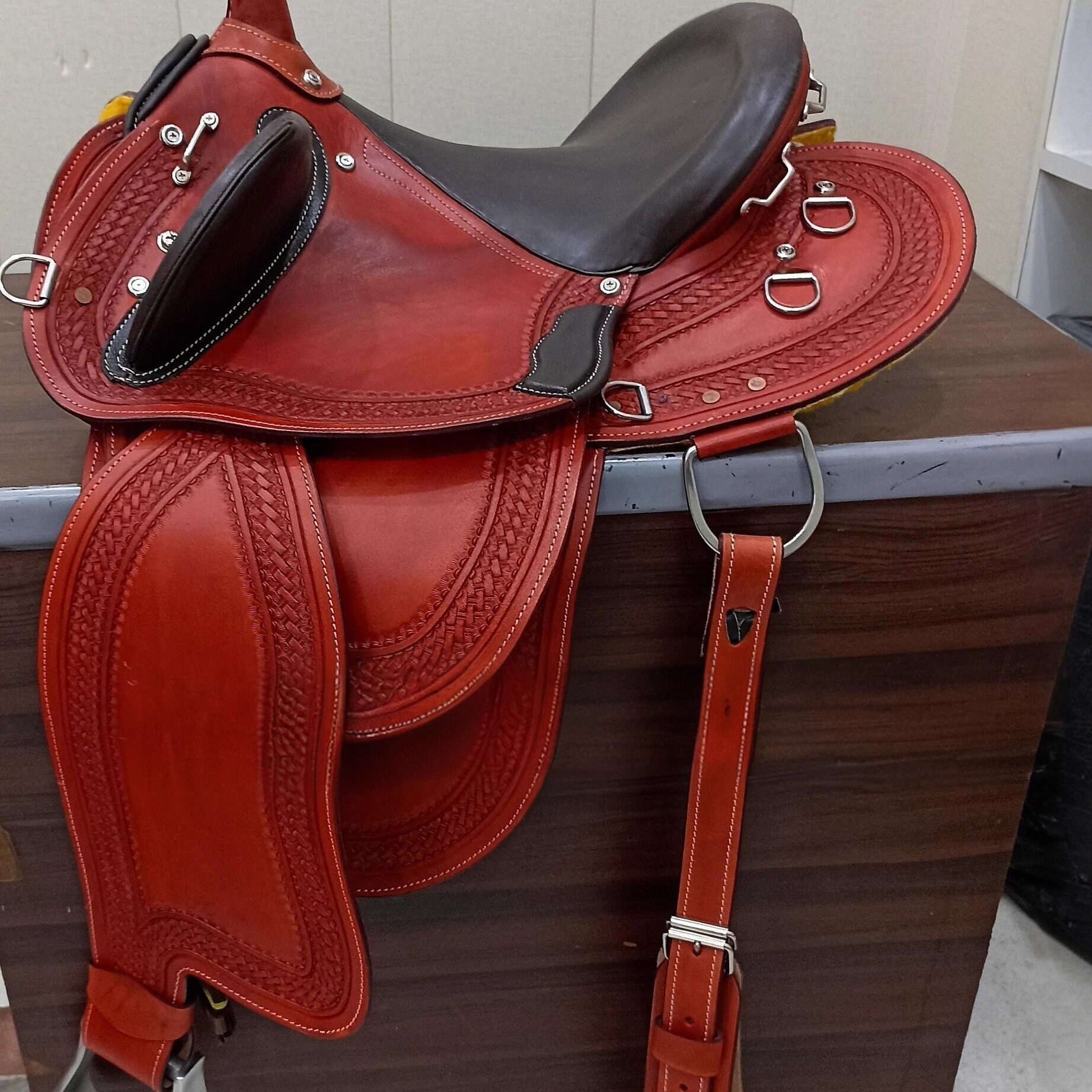 海外代购Saddle◎手作定制经典红色真皮澳大利亚马鞍(带后肚带)