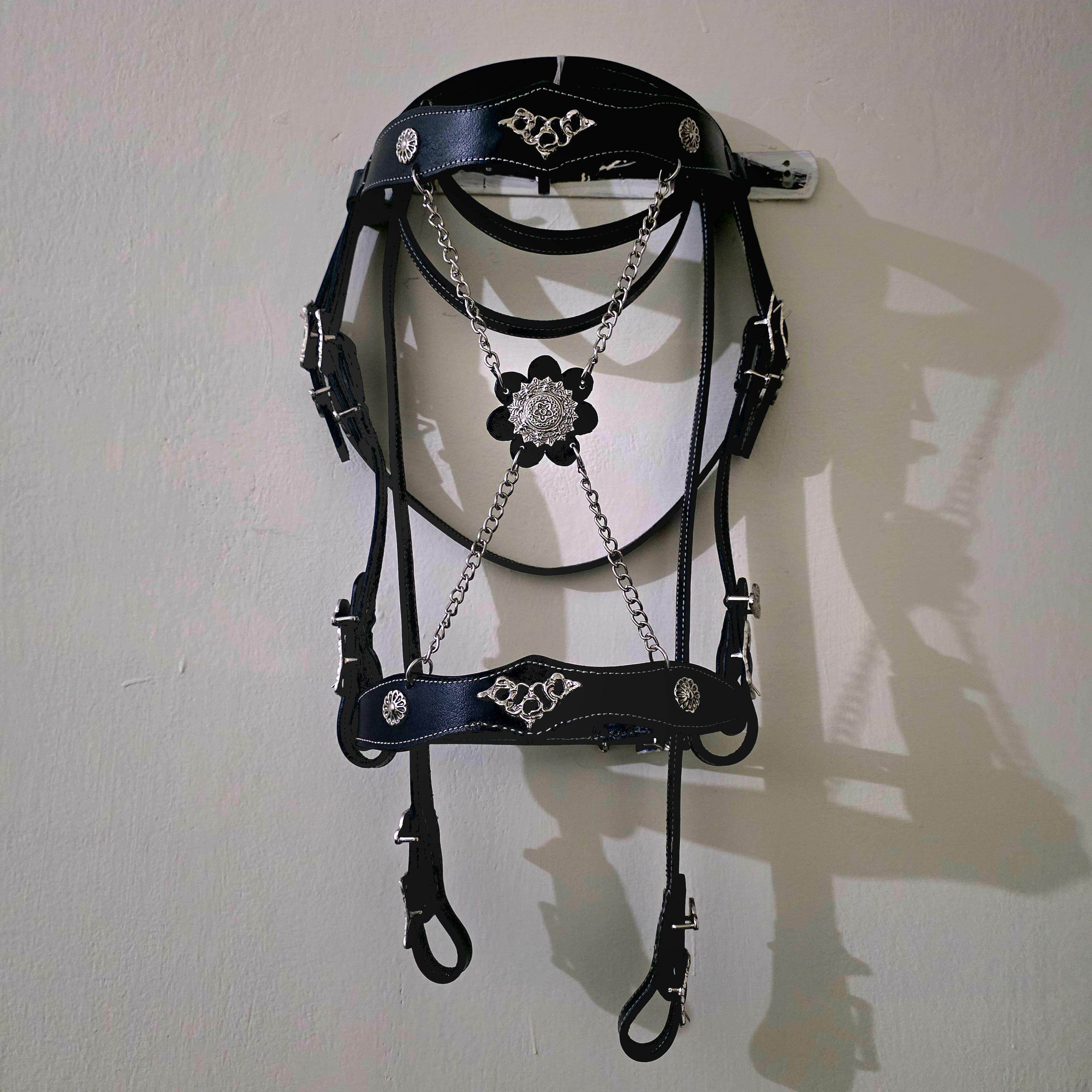 美国代购Leather㊣ 手作哥特风马缰绳胸带黑色金属链条马具套装