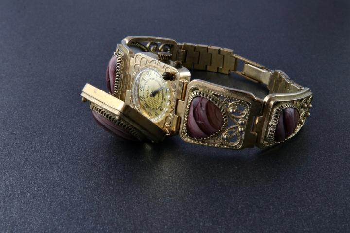 Soviet㊣海外代购 老式花丝工艺美丽珐琅装饰手镯式苏联机械手表