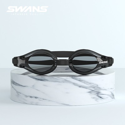 SWANS近视泳镜质量好防水好