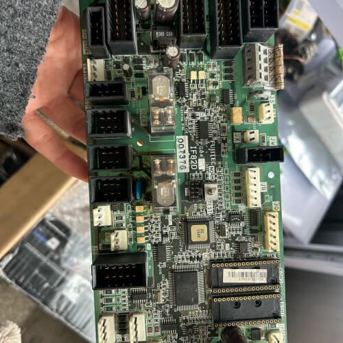 议价华升富士达电梯轿顶板IF82D 通讯板IF82D门机接口板