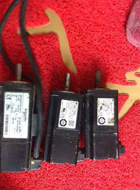 议价三台150，安川SGMJV-01AAA61,100W两