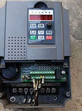 议价HDDQ变频器型号 HDVC4.0E4L ，4KW ，二手拆