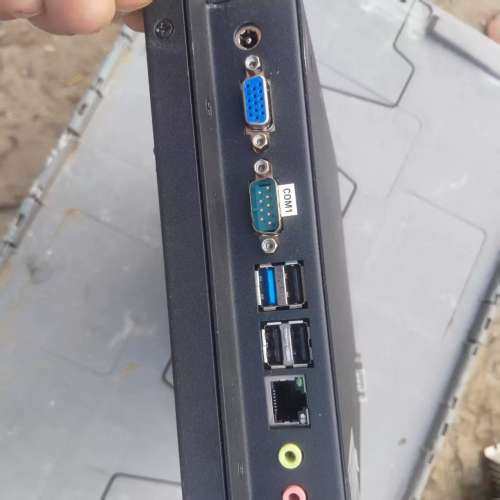 议价工业触摸屏一体机