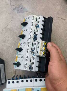 议价马达保护器3RV1021系列，拆机二手，型号齐全，有1