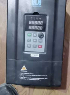议价金田变频器，型号K0150G3，功能正常，外观如图。需要的私