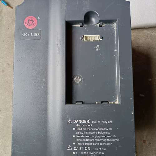 议价众辰6400变频器7.5KW H6400A07D5K 已上电