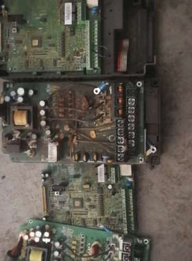 议价台达变频器VFD075CB43A-20主板和电源板主板都是好