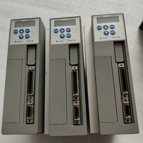 议价750W厦门庸博伺服驱动器YBDP-EH2007MFT0有2