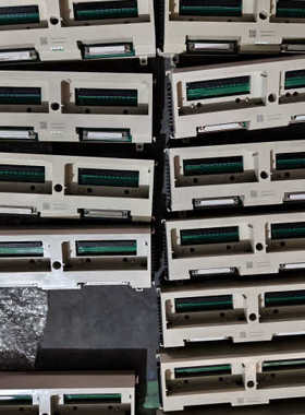 议价新华DCS底座 拆机成色新 带绿色PCB板和接线端子 型号7