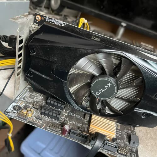 议价影驰1050 2g、原装拆机、功能正常、无需独立供电、具体如