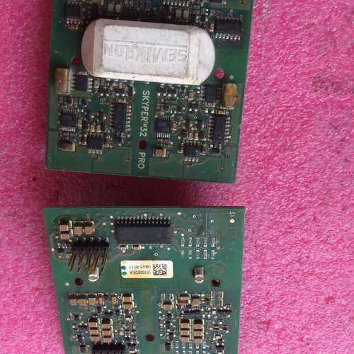 议价SKYPER32PRO原装拆机 驱动板2个