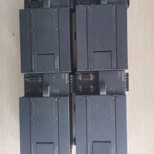 议价S-200 214-2AS23-0XB0，成色如图 功